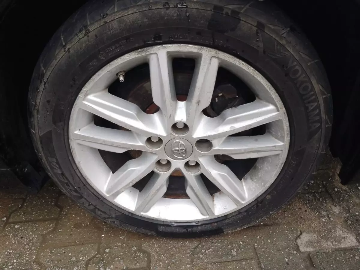 tyre1