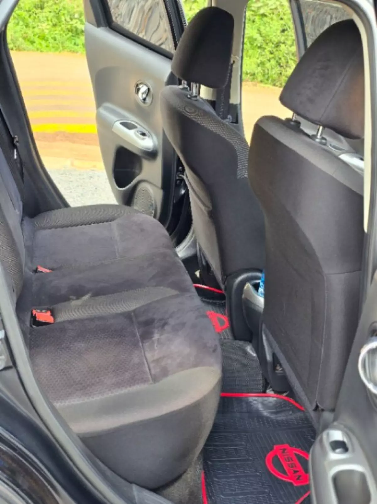 interiorBack