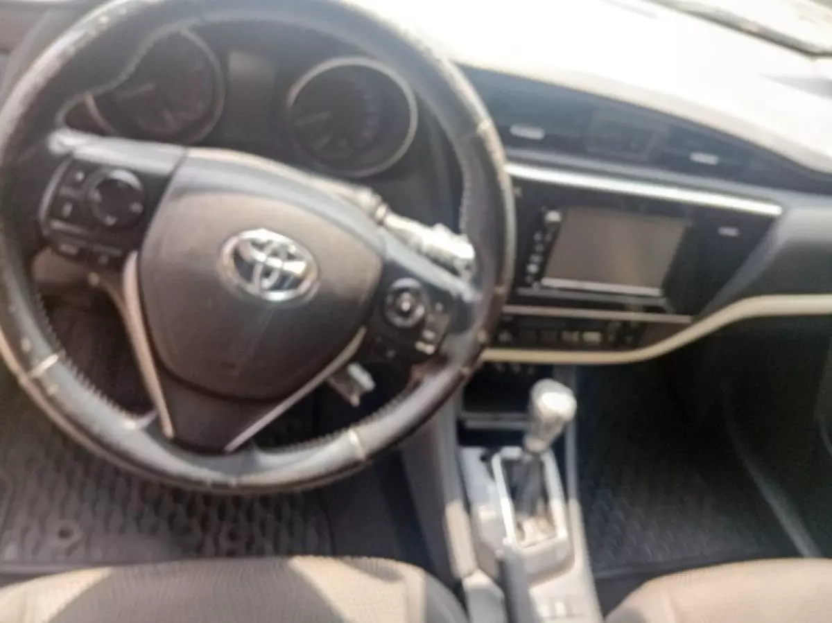 interiorFront