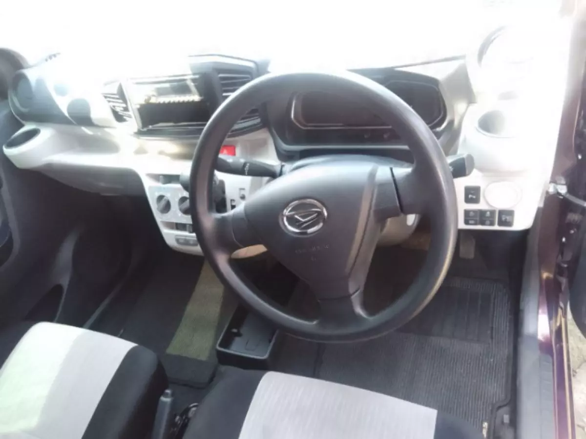 interiorFront