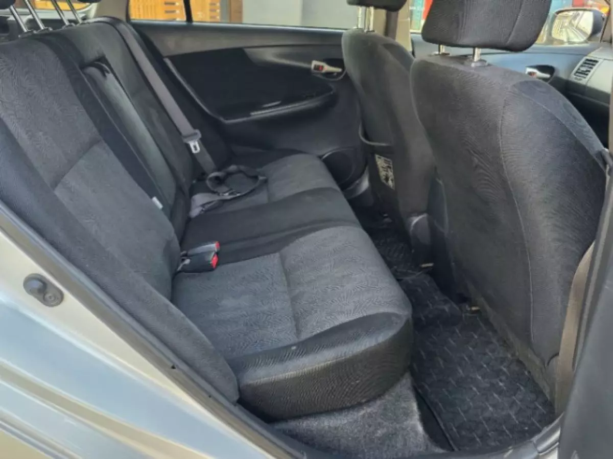 interiorBack