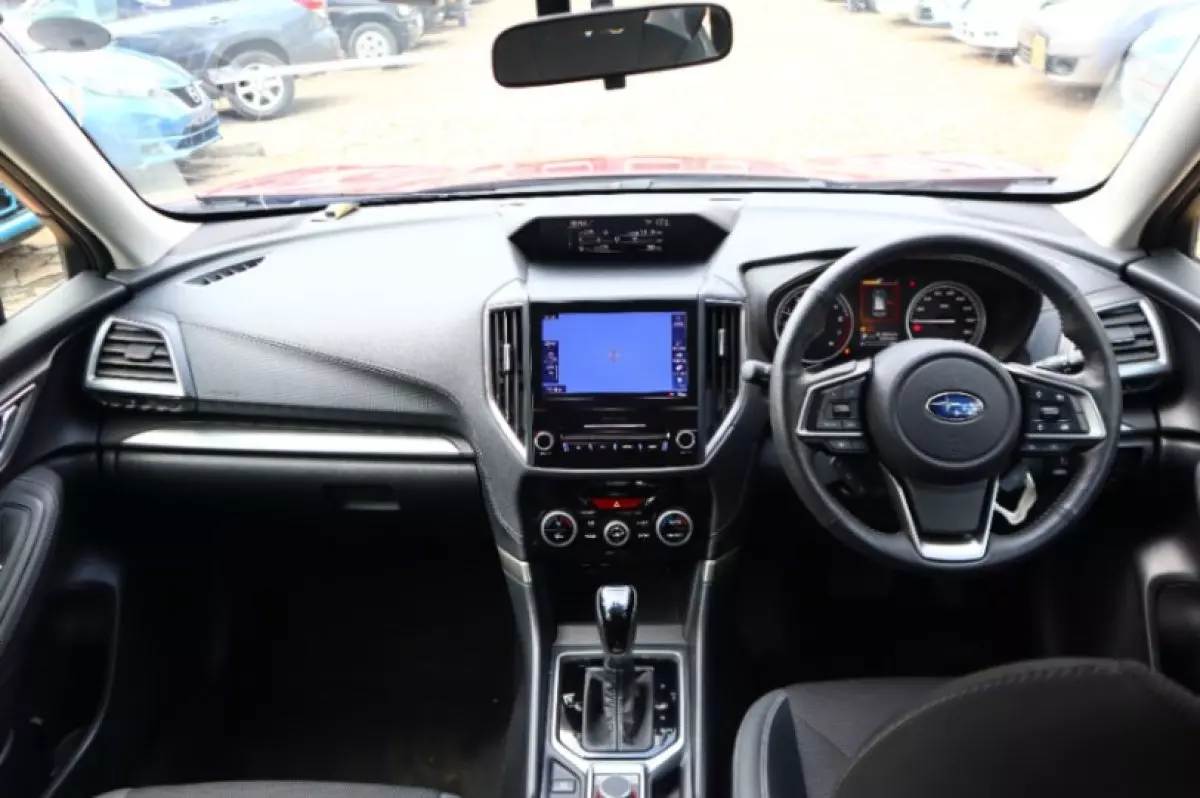 interiorFront