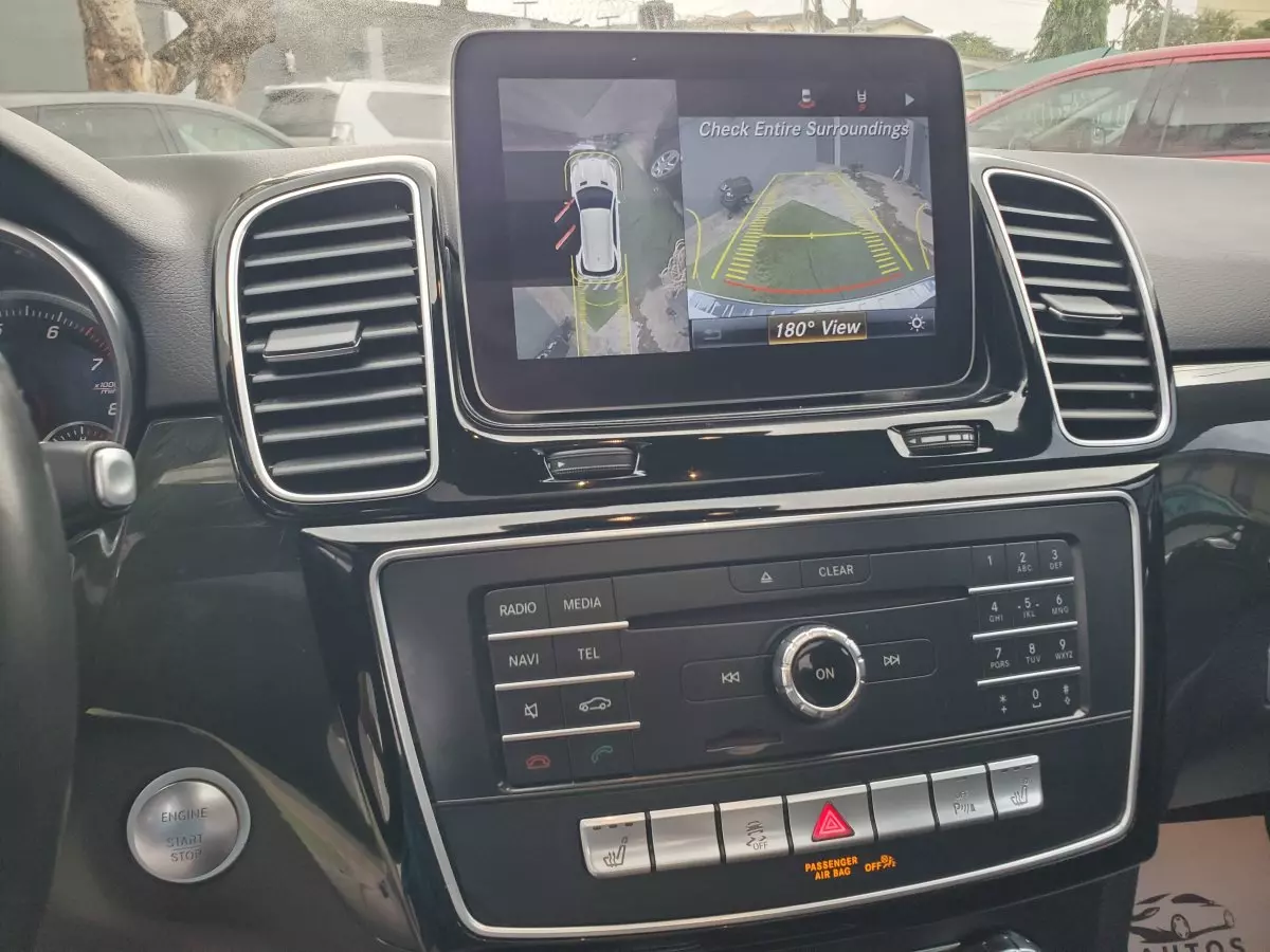 rearAnd360ViewCamera