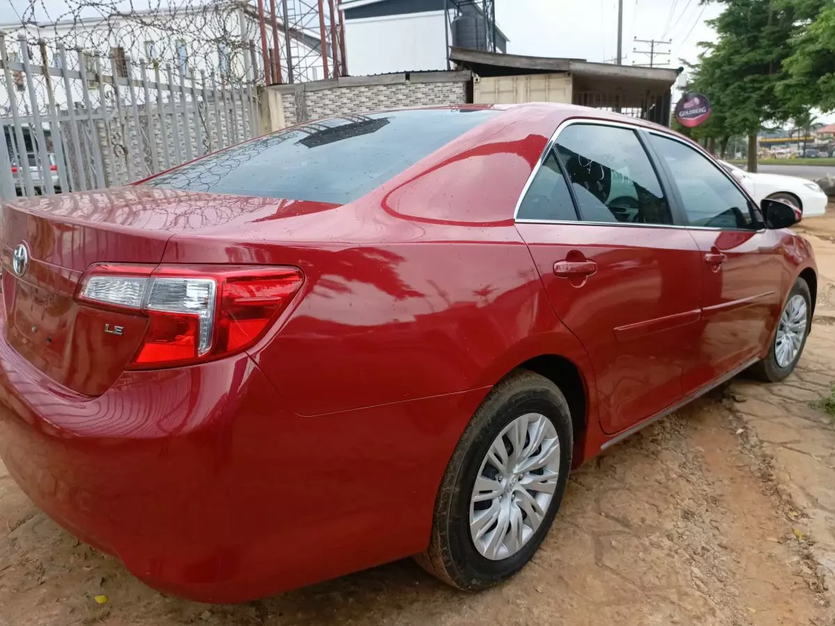 car Right Back