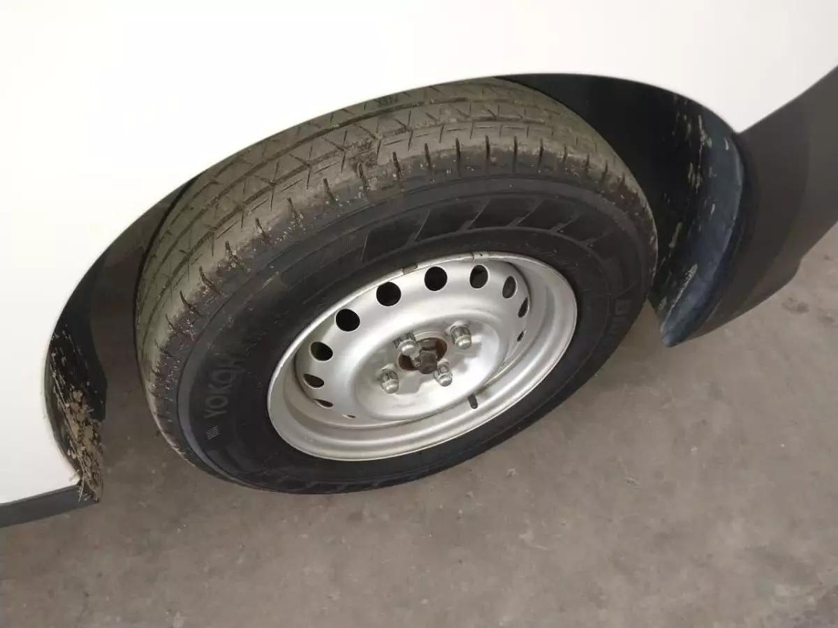 tyre3