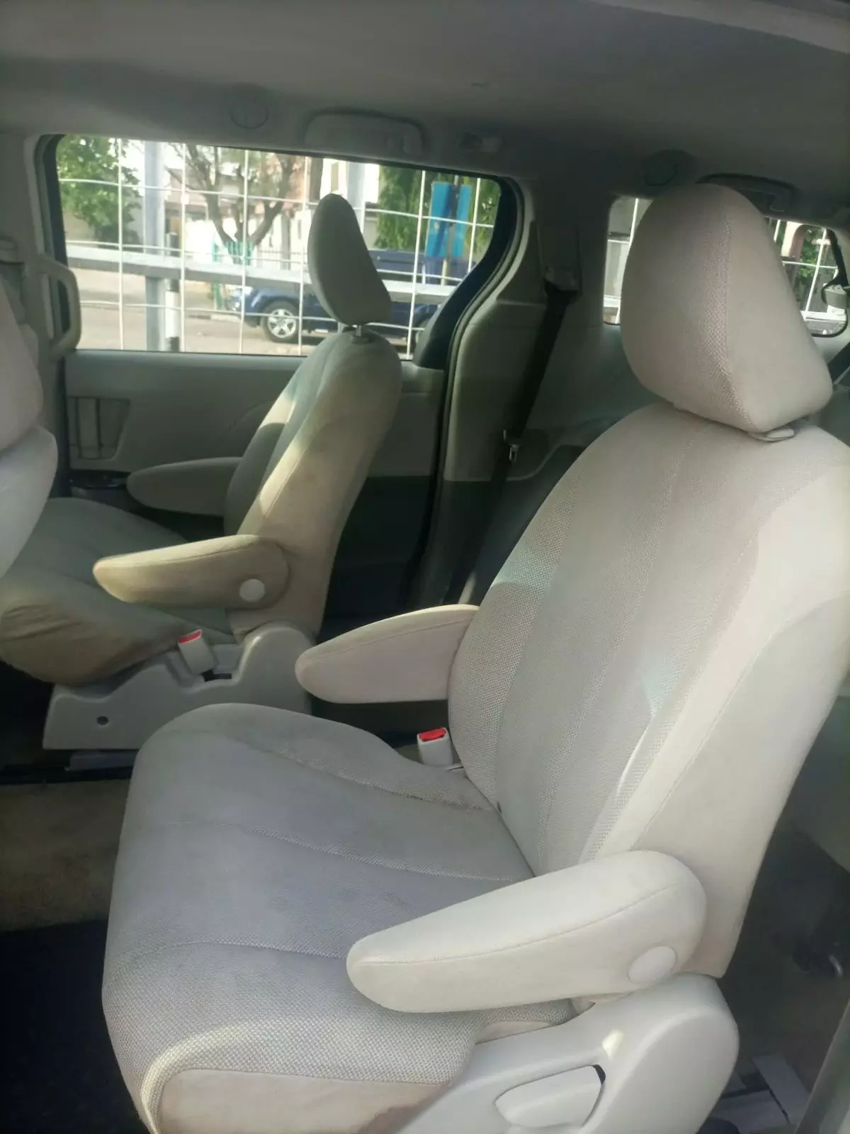 car Left