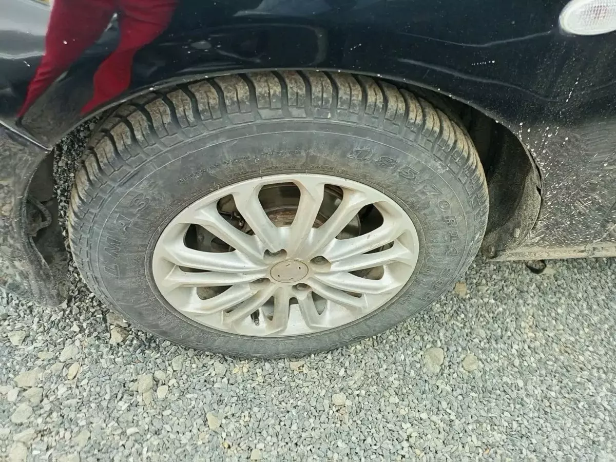 tyre1
