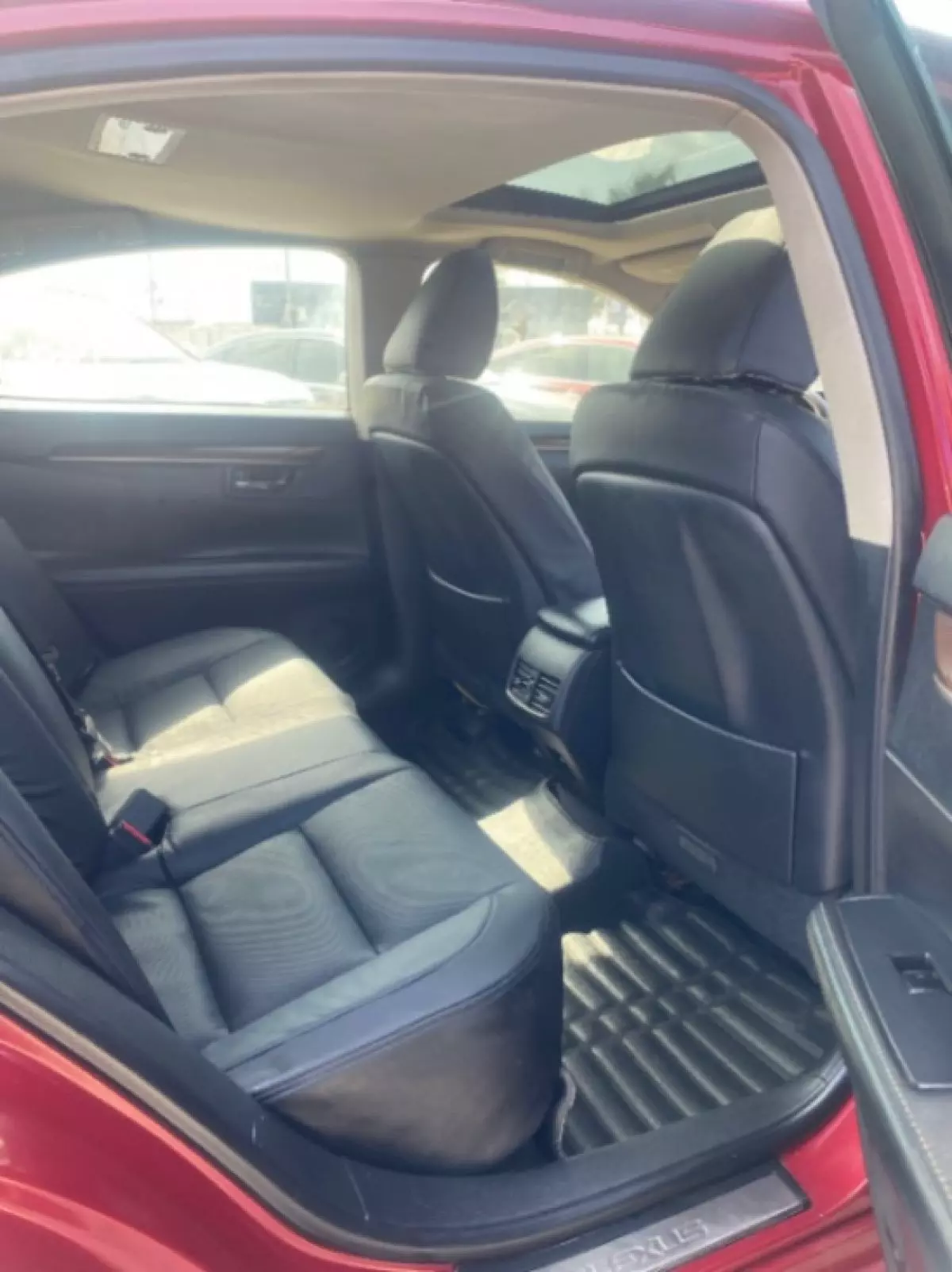 interiorBack