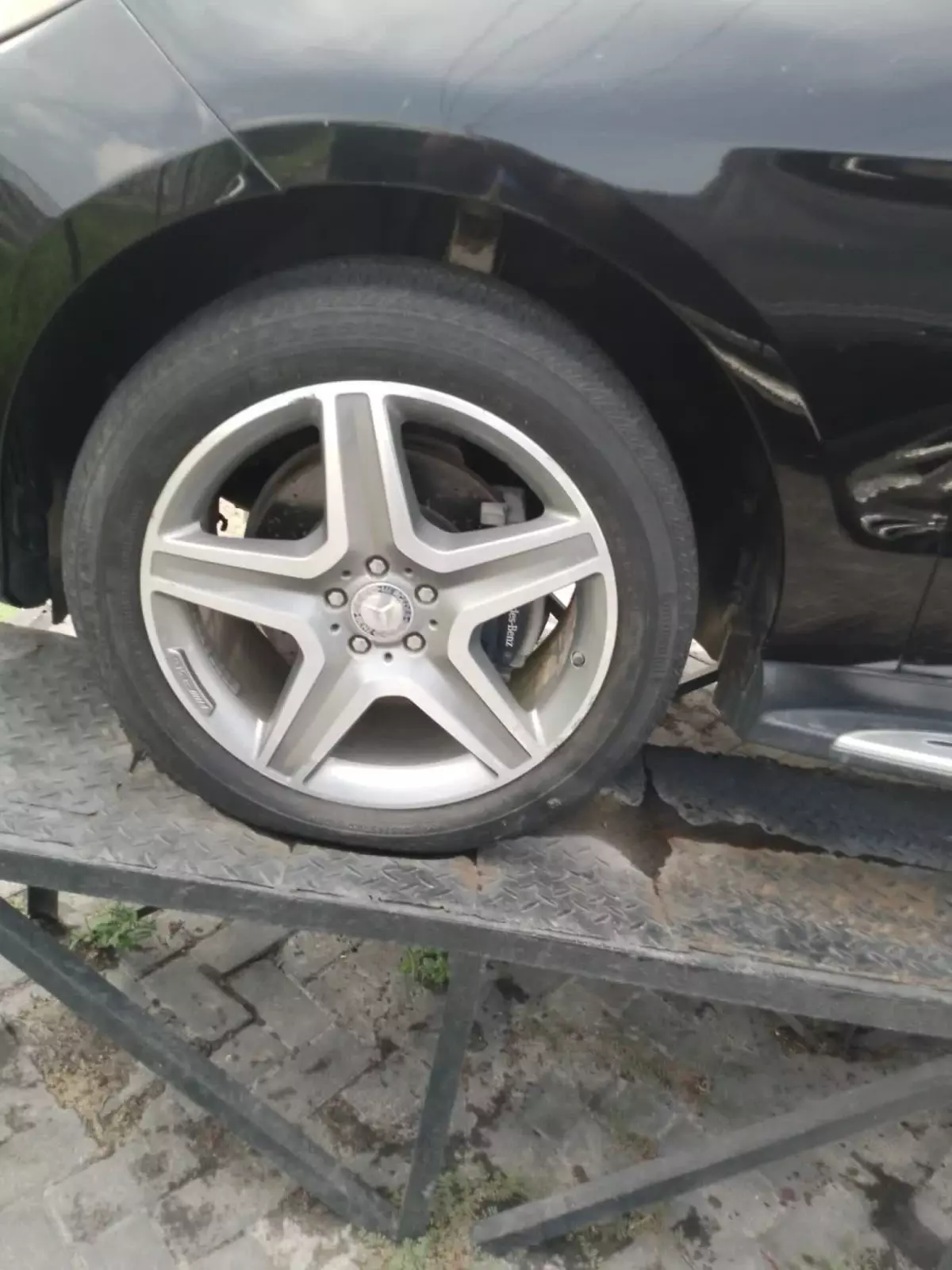 tyre1