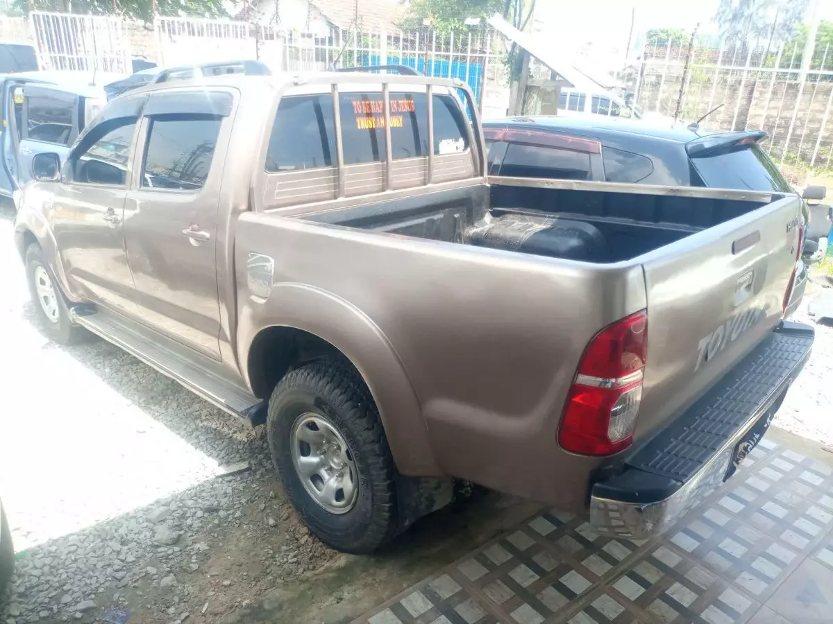 car Left Back