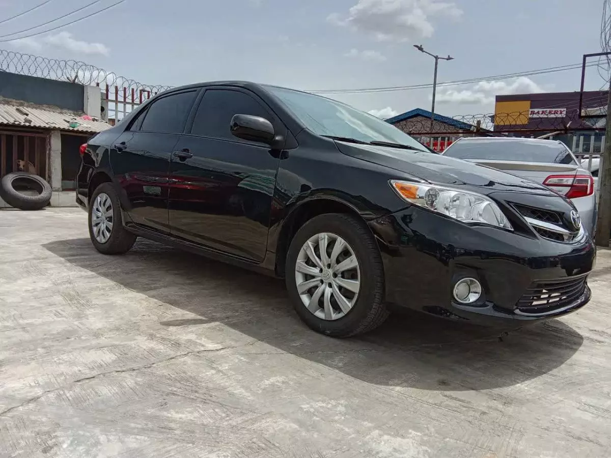 Toyota Corolla - 2011