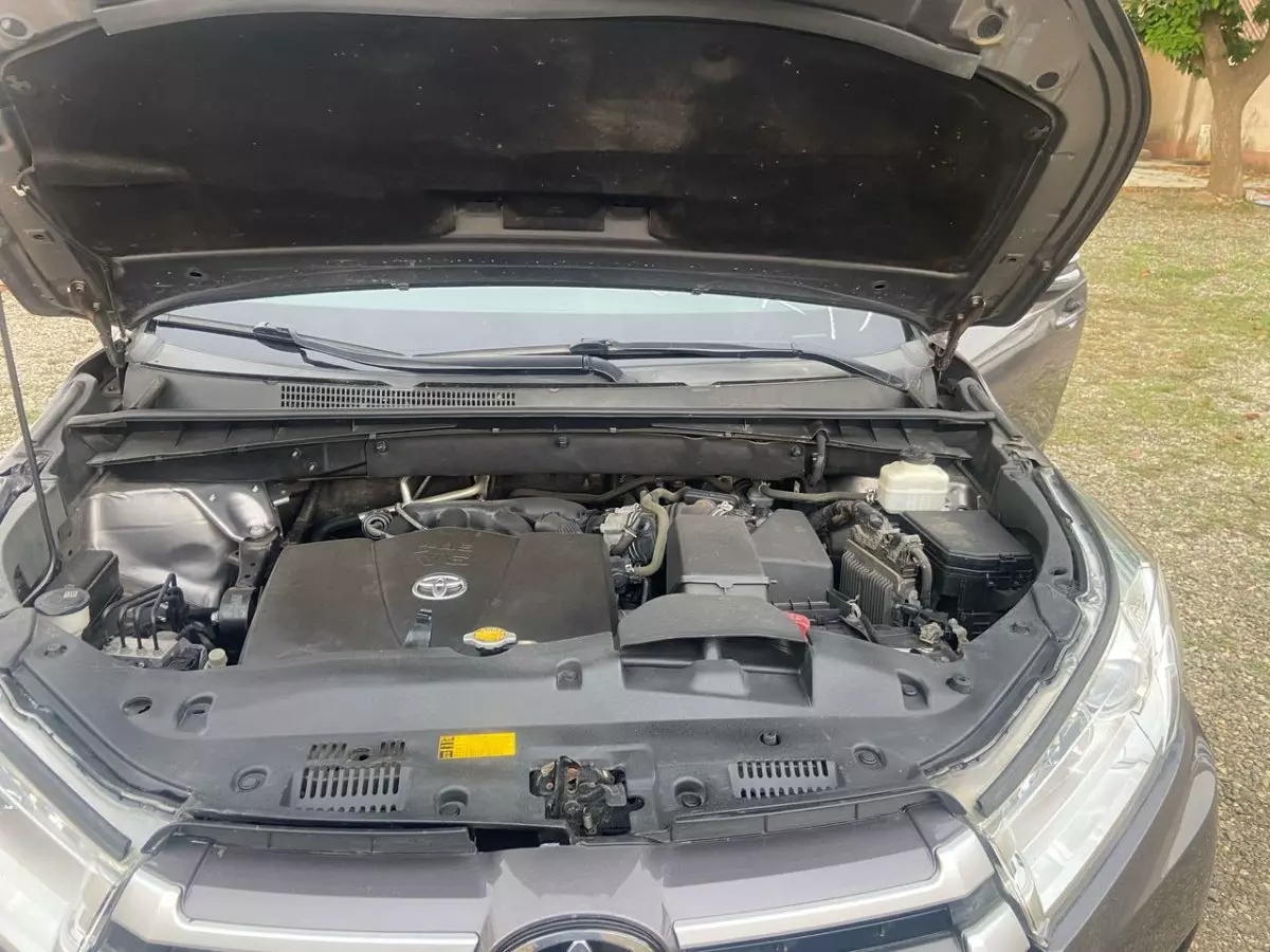 car Left Back