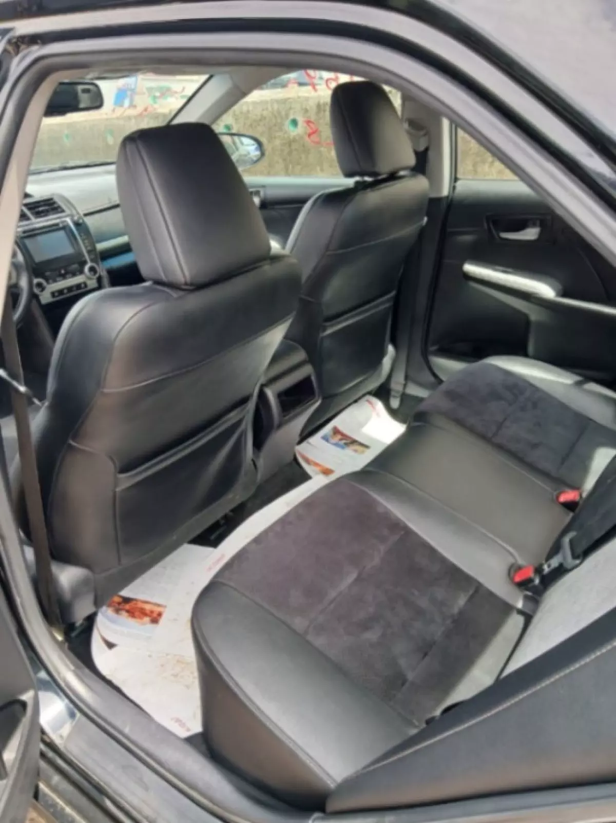 interiorFront