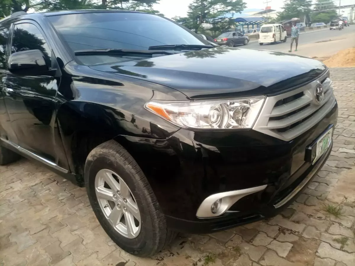 car Left Front