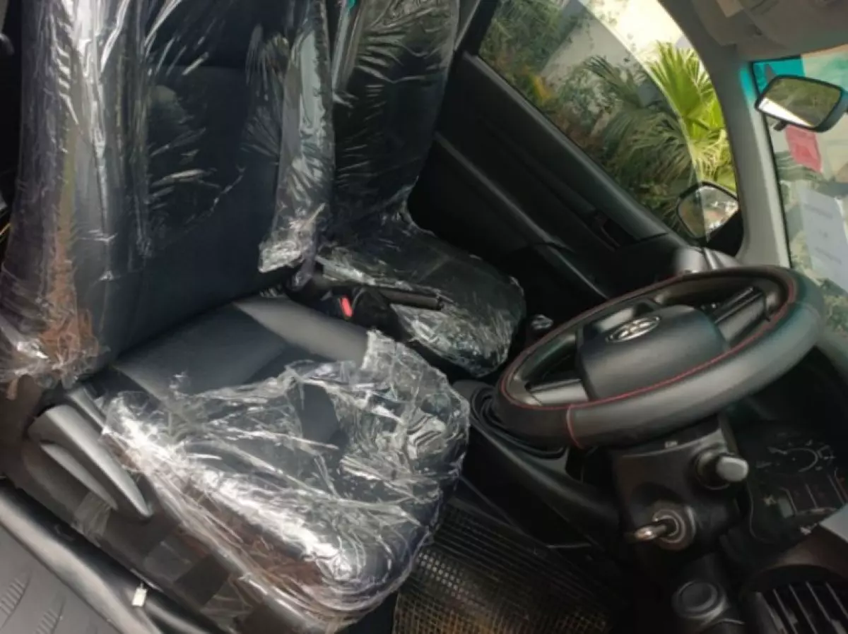 interiorBack