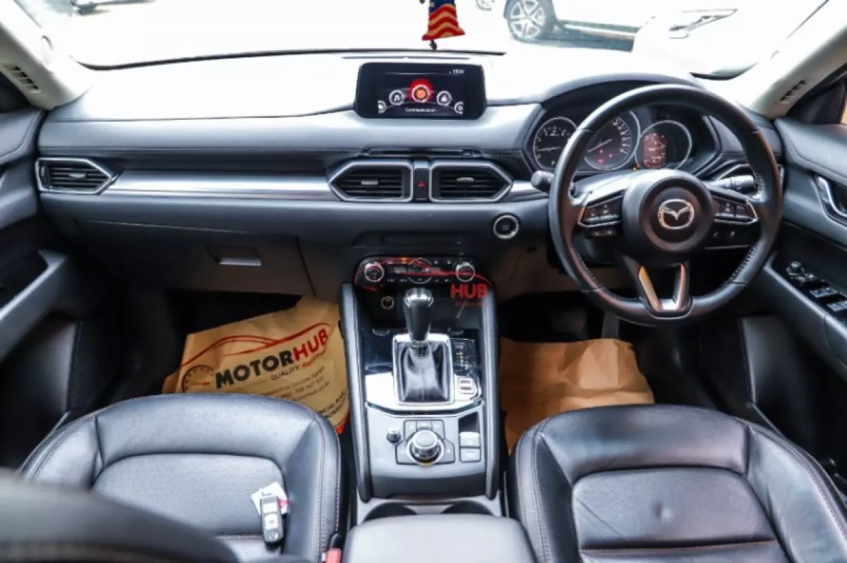 interiorFront