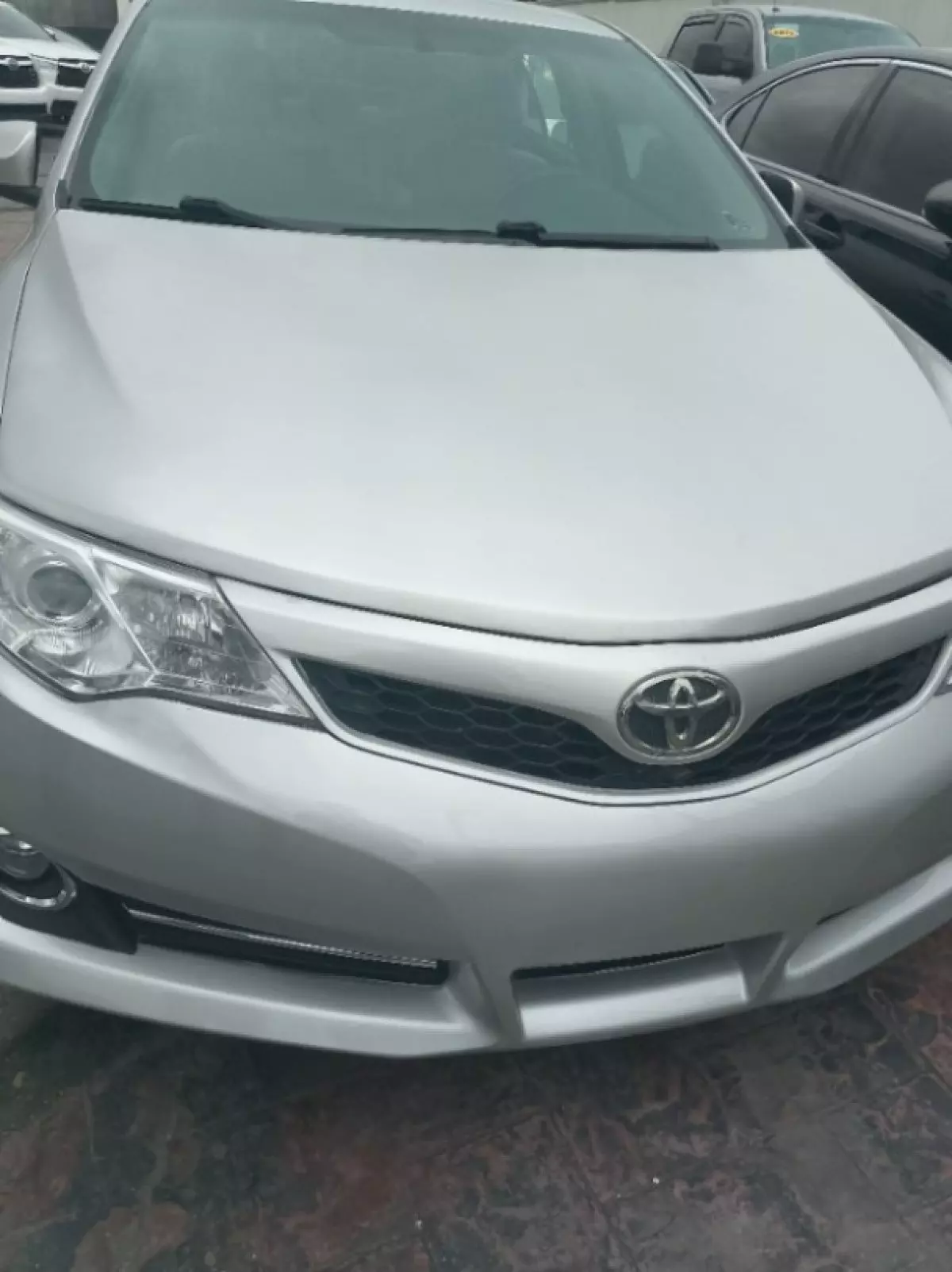 Toyota camry - 2012
