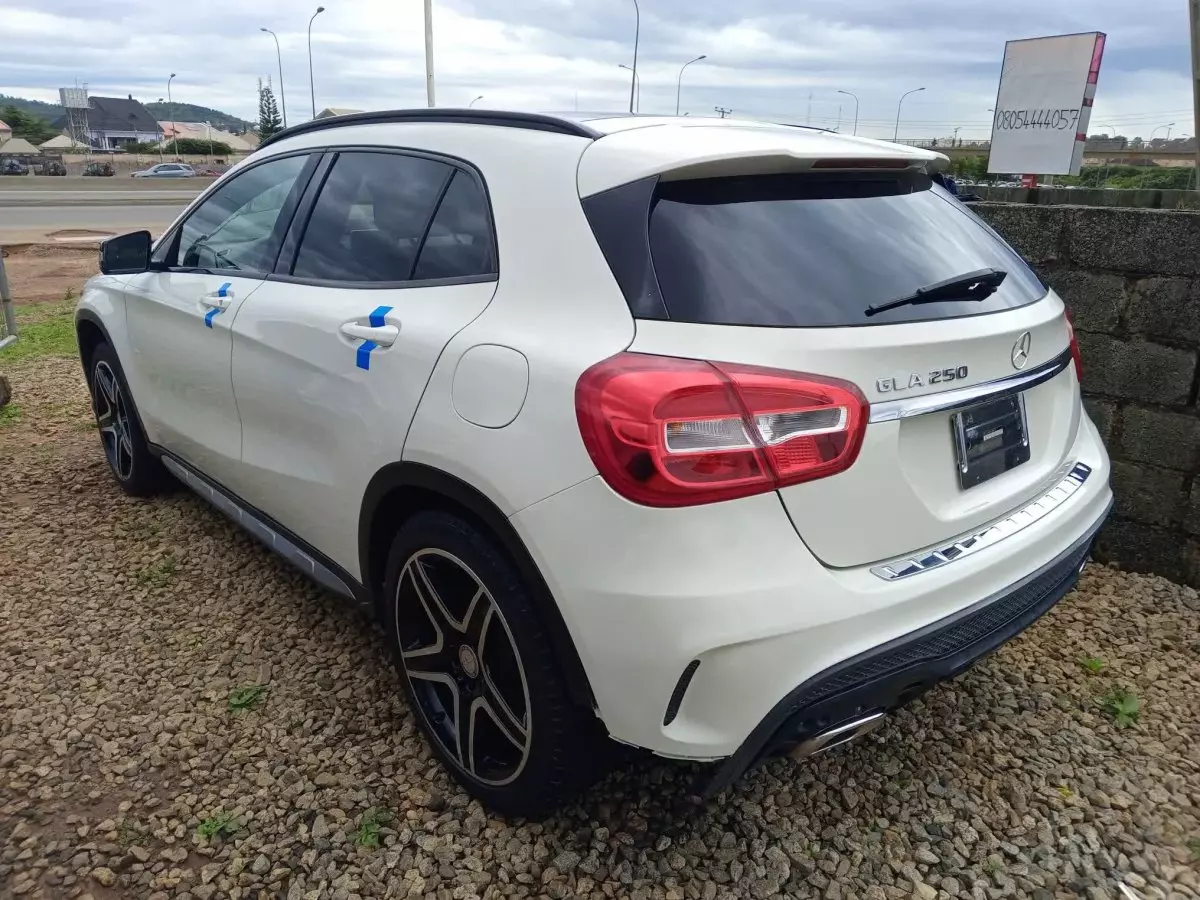 car Left Back