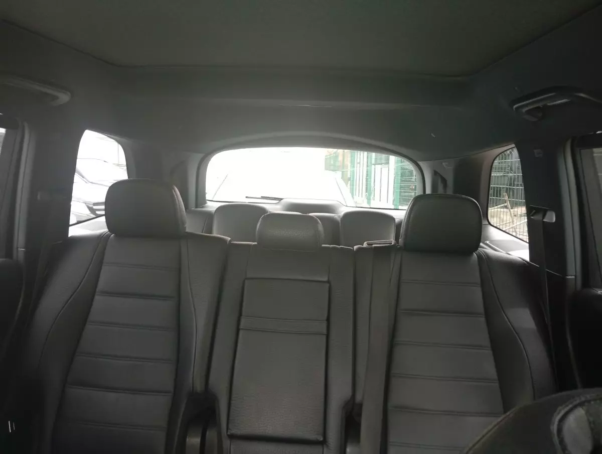 interiorBack