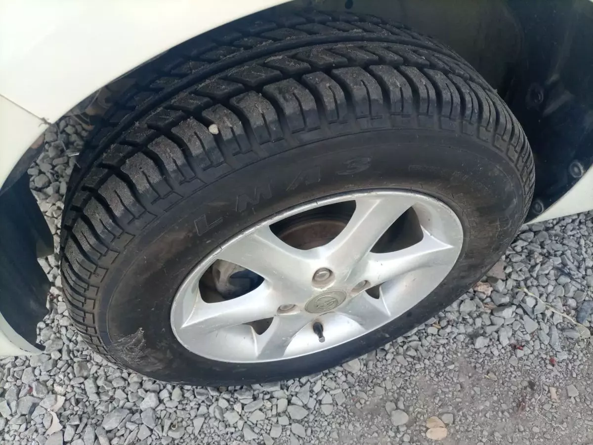 tyre2