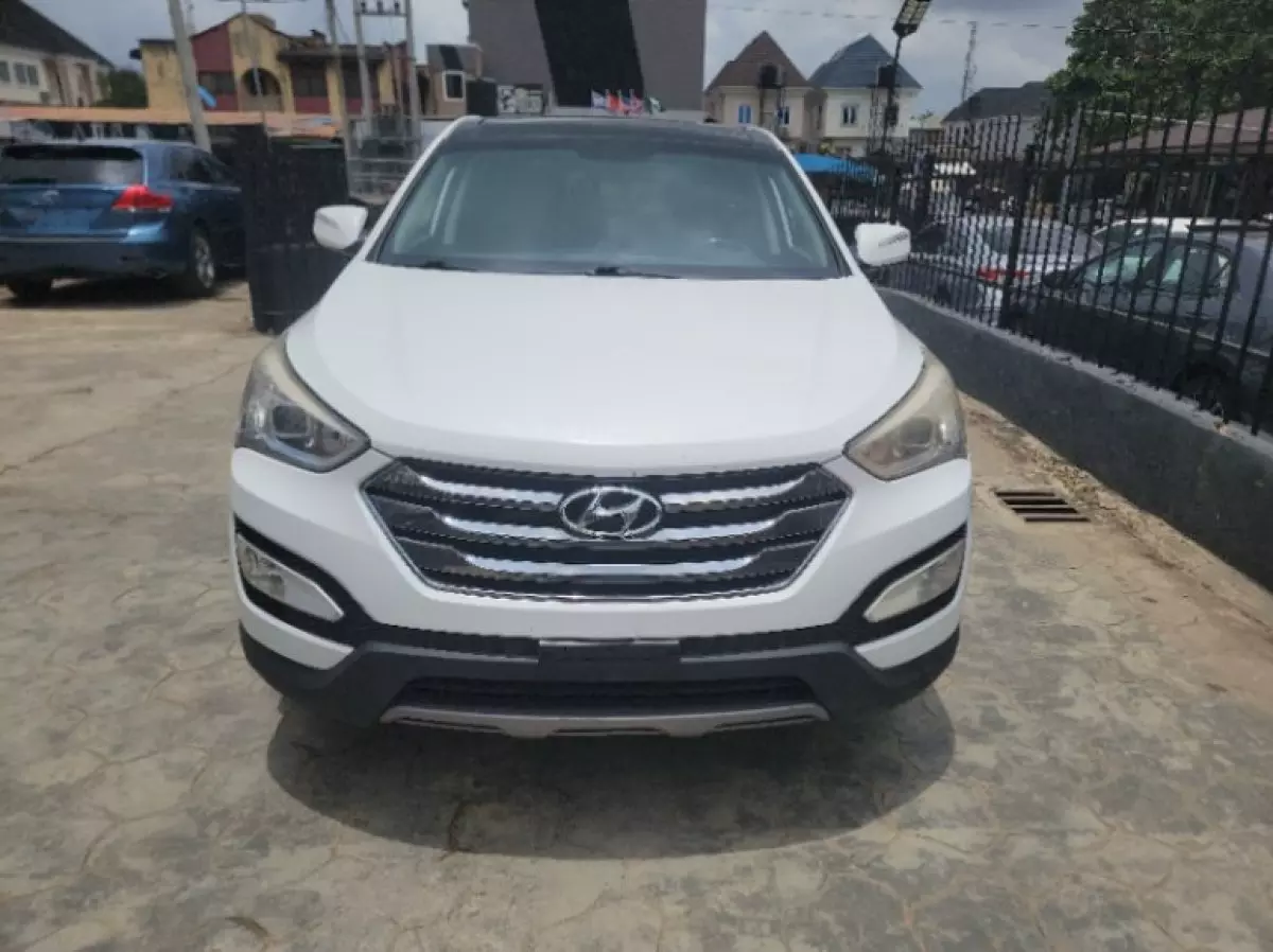 Hyundai Santa Fe - 2014