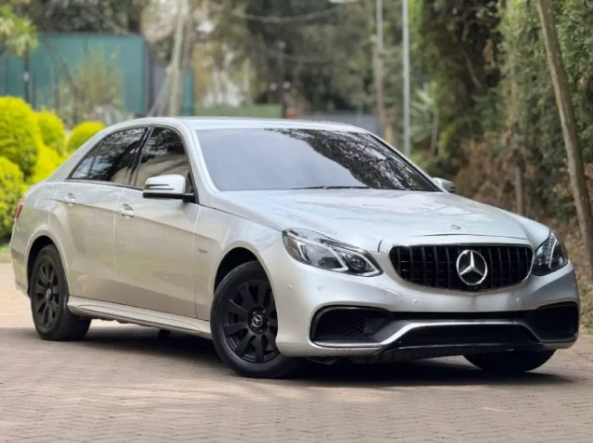 Mercedes-Benz E 250 - 2011
