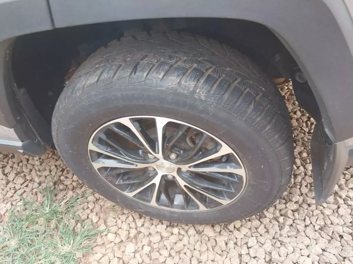 tyre1