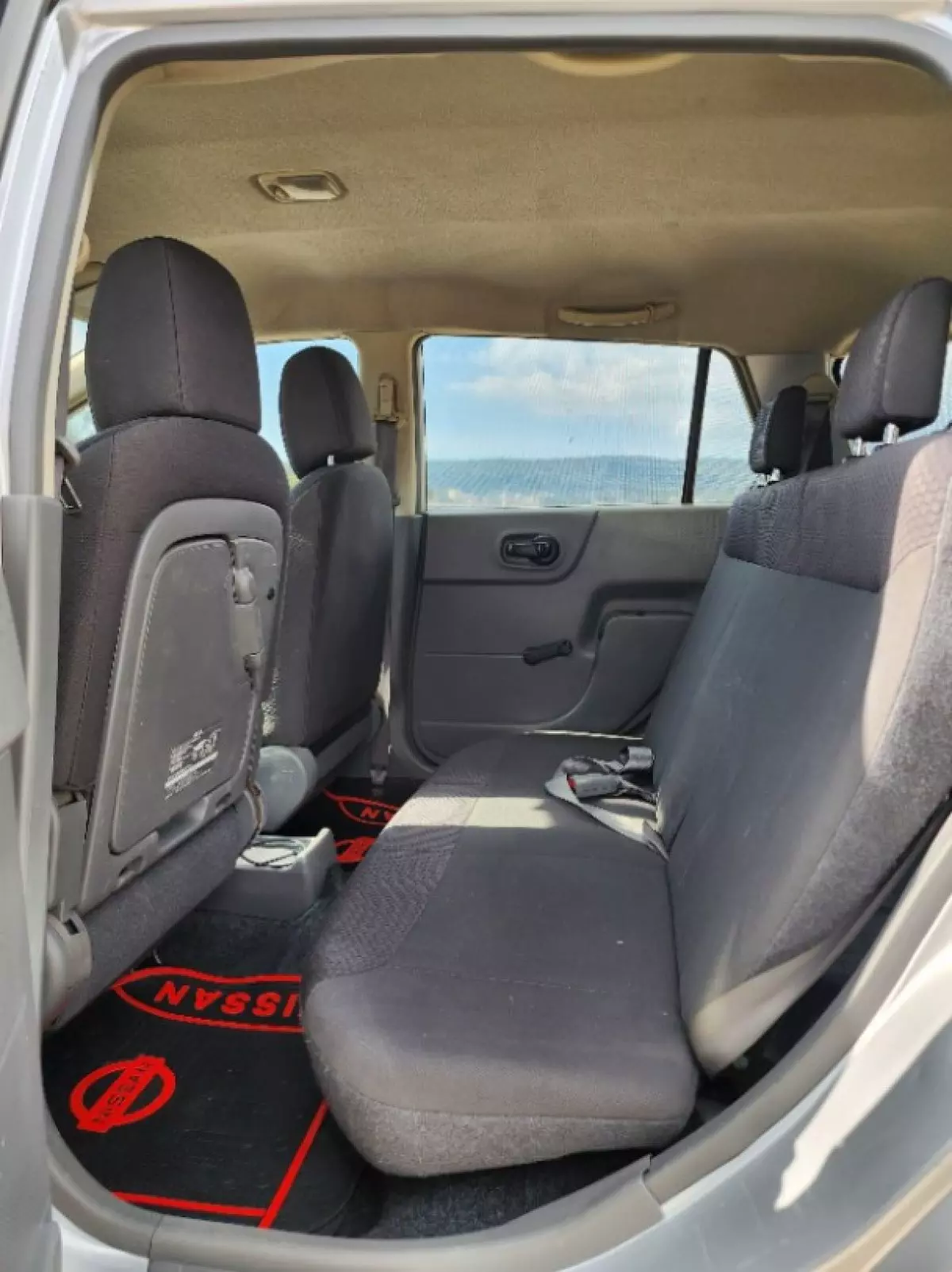 interiorBack