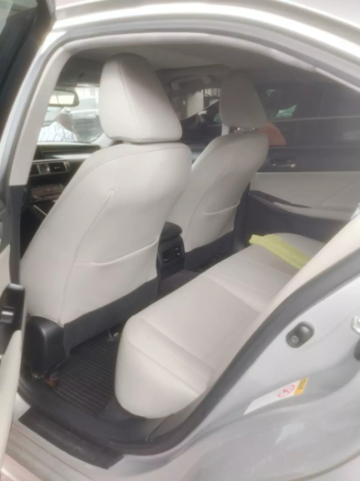 interiorBack