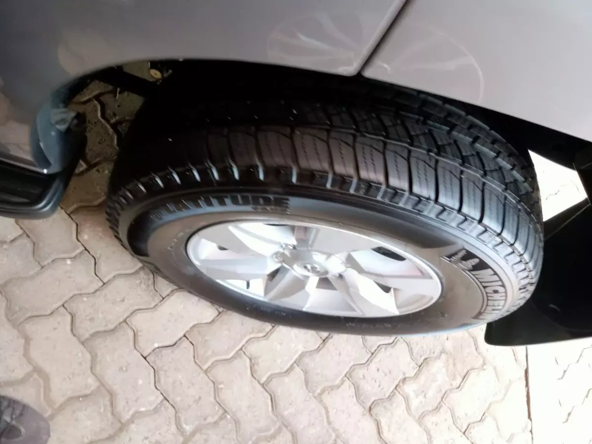 tyre2