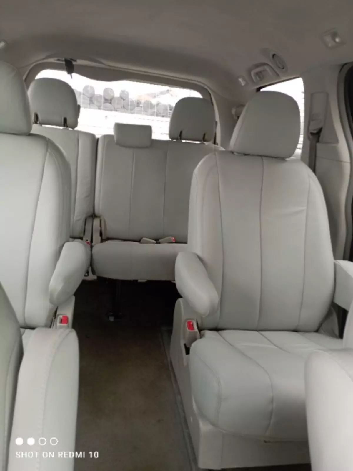 interiorBack