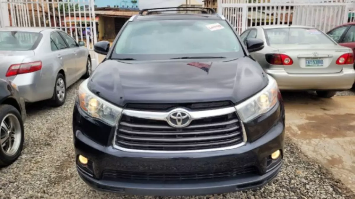 Toyota Highlander - 2015