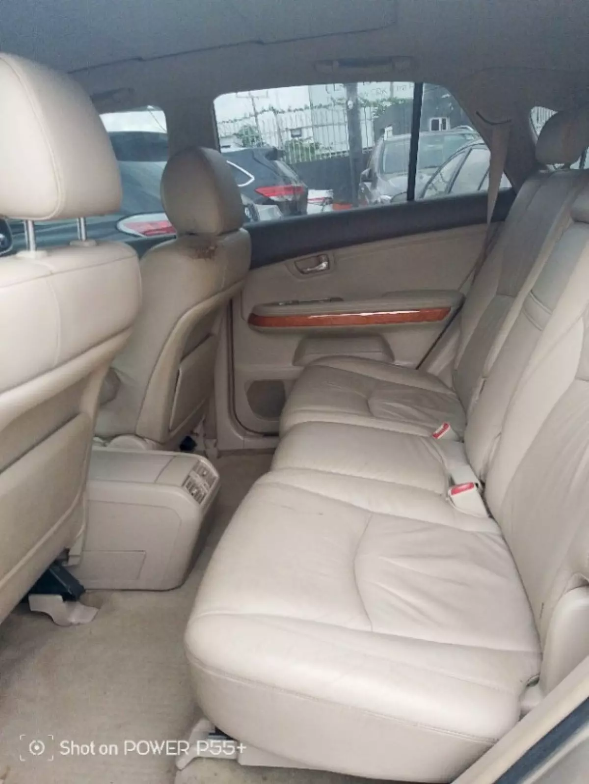 interiorBack