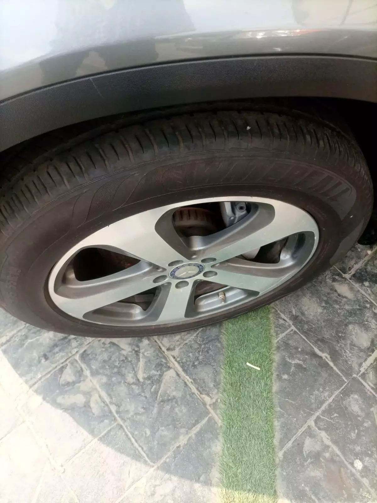 tyre2