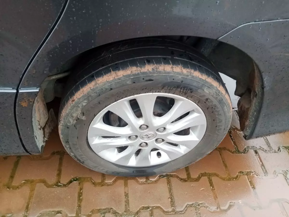 tyre1