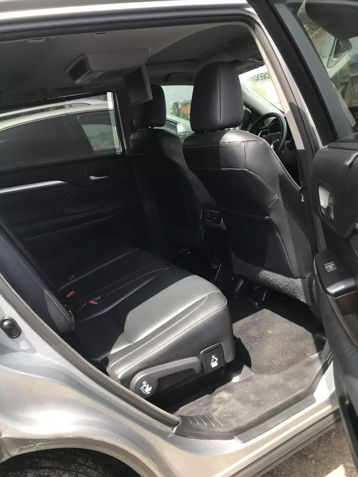 interiorBack