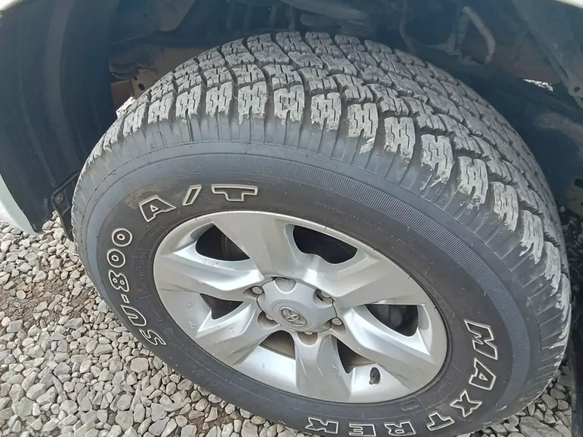 tyre2