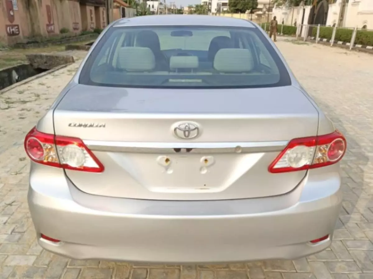 Toyota Corolla - 2013