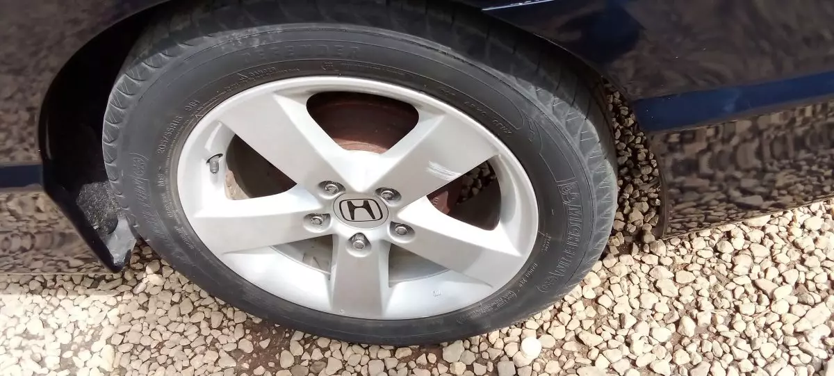 tyre2