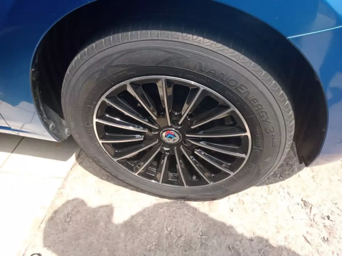 tyre0