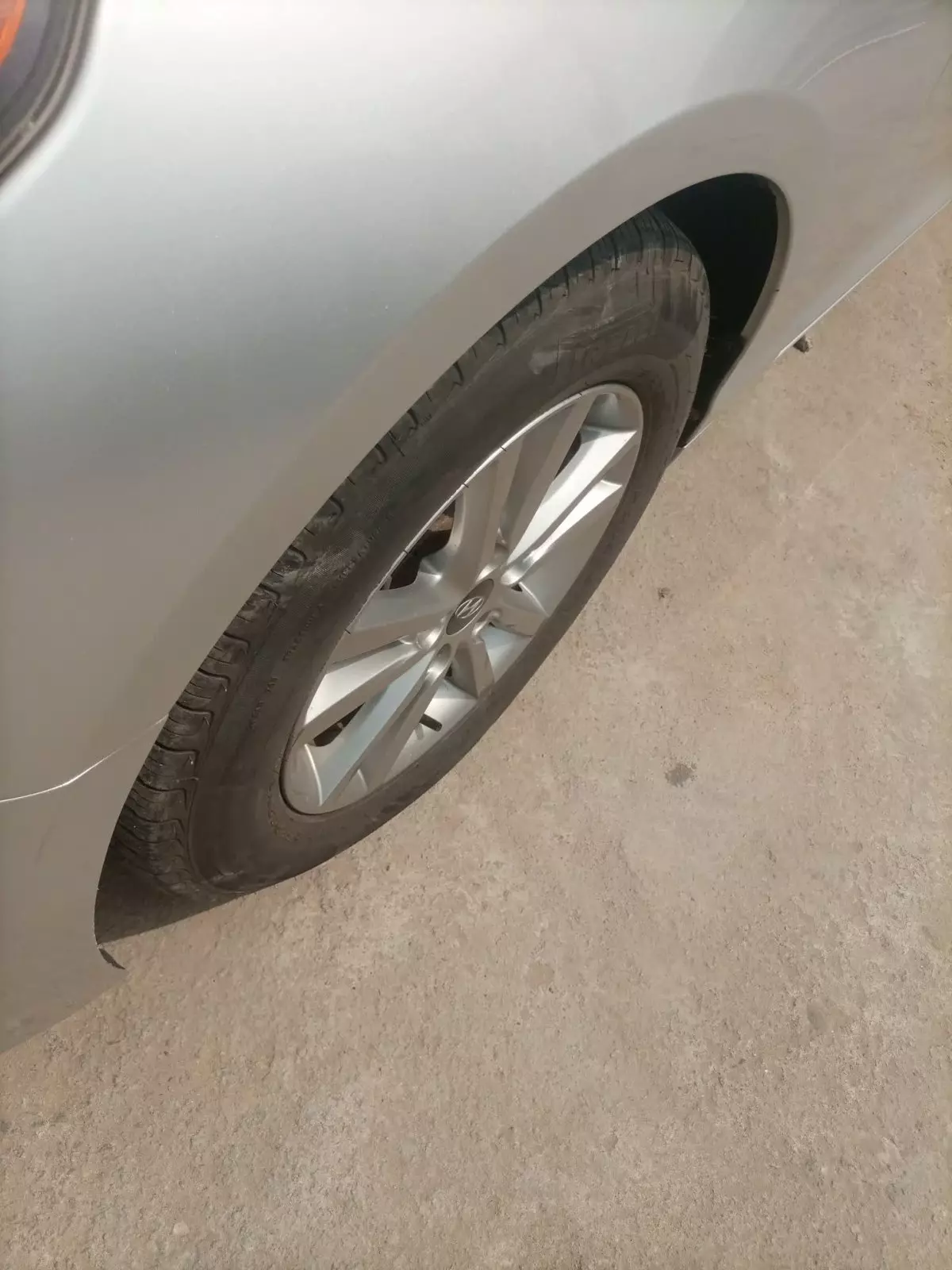 tyre0