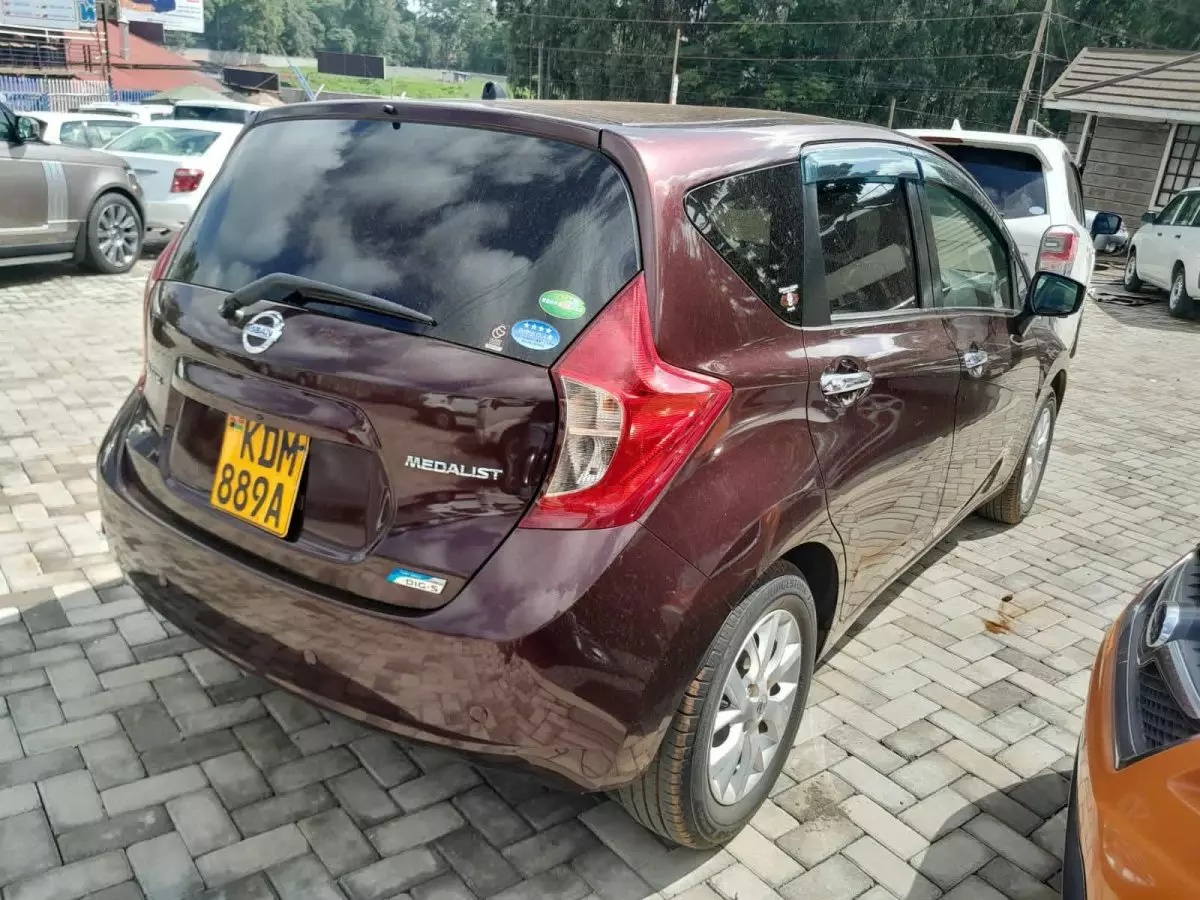 car Right Back