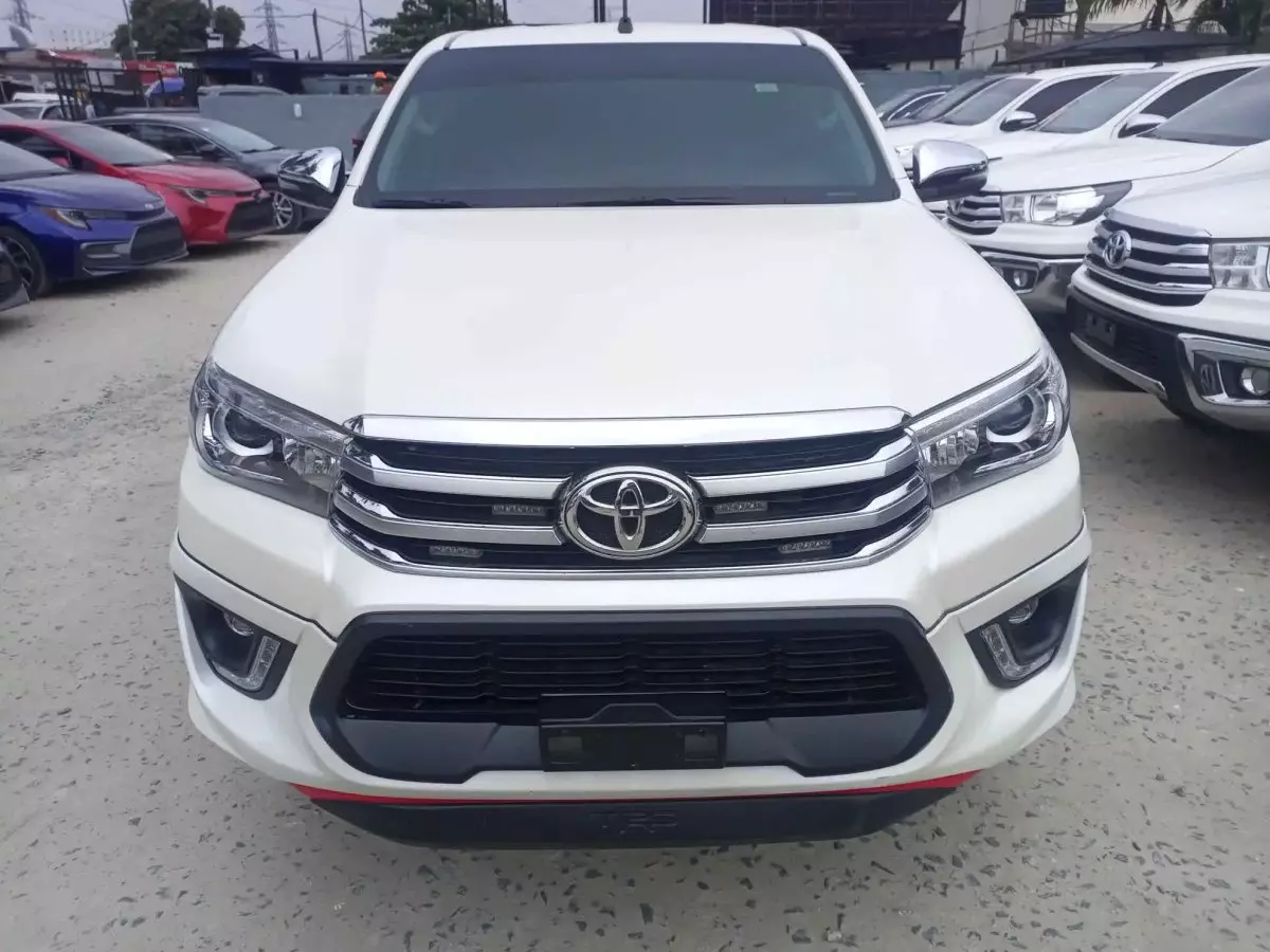 Toyota Hilux - 2018
