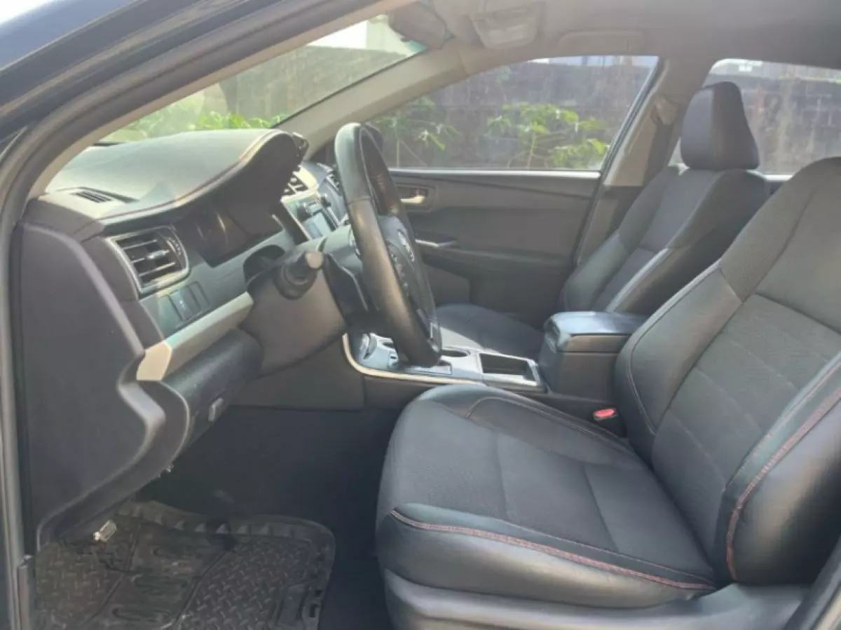 interiorBack