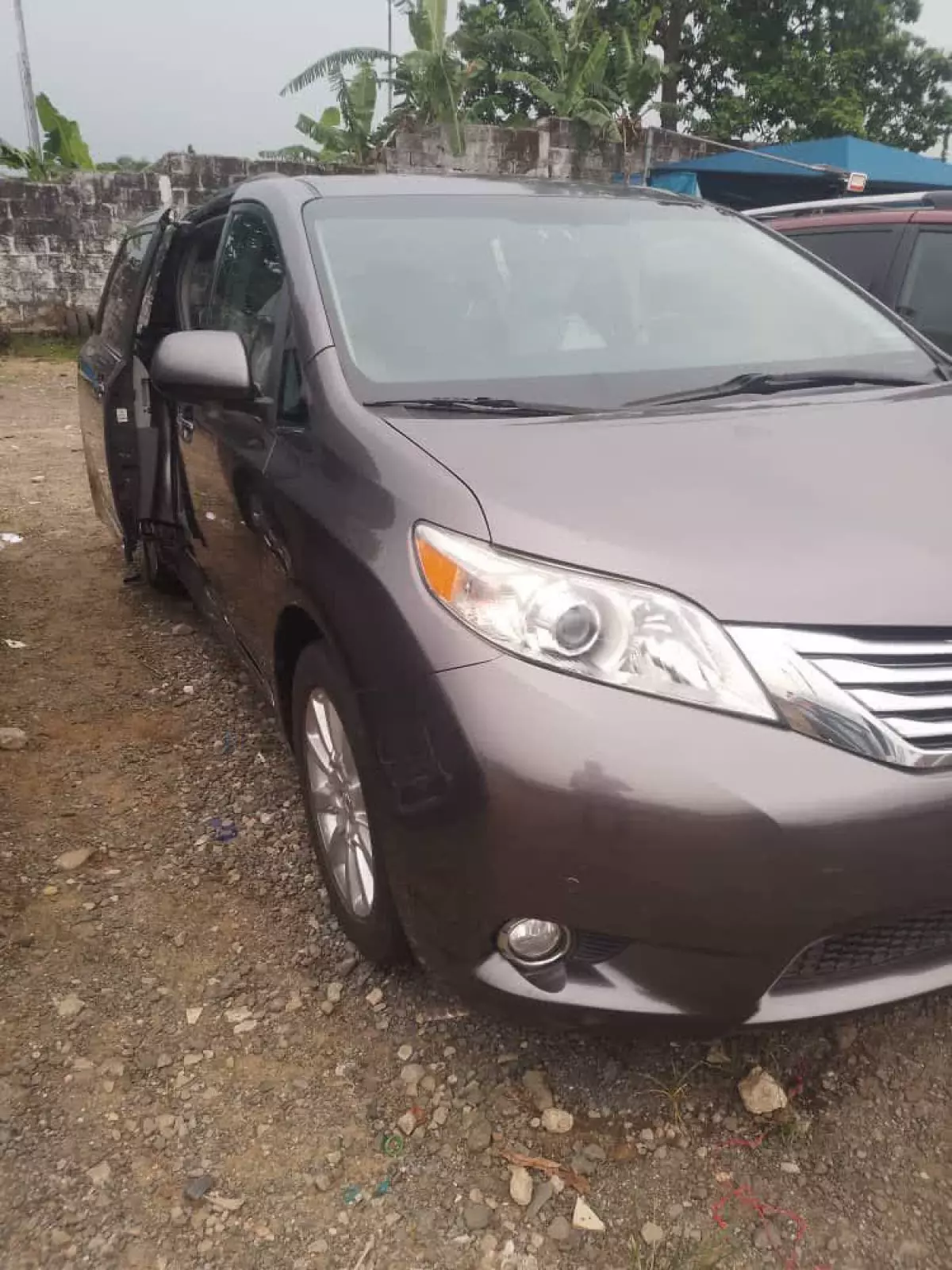 car Left
