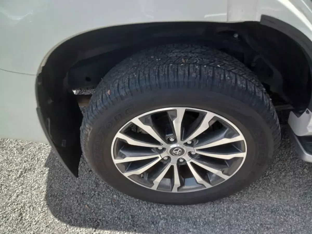 tyre2