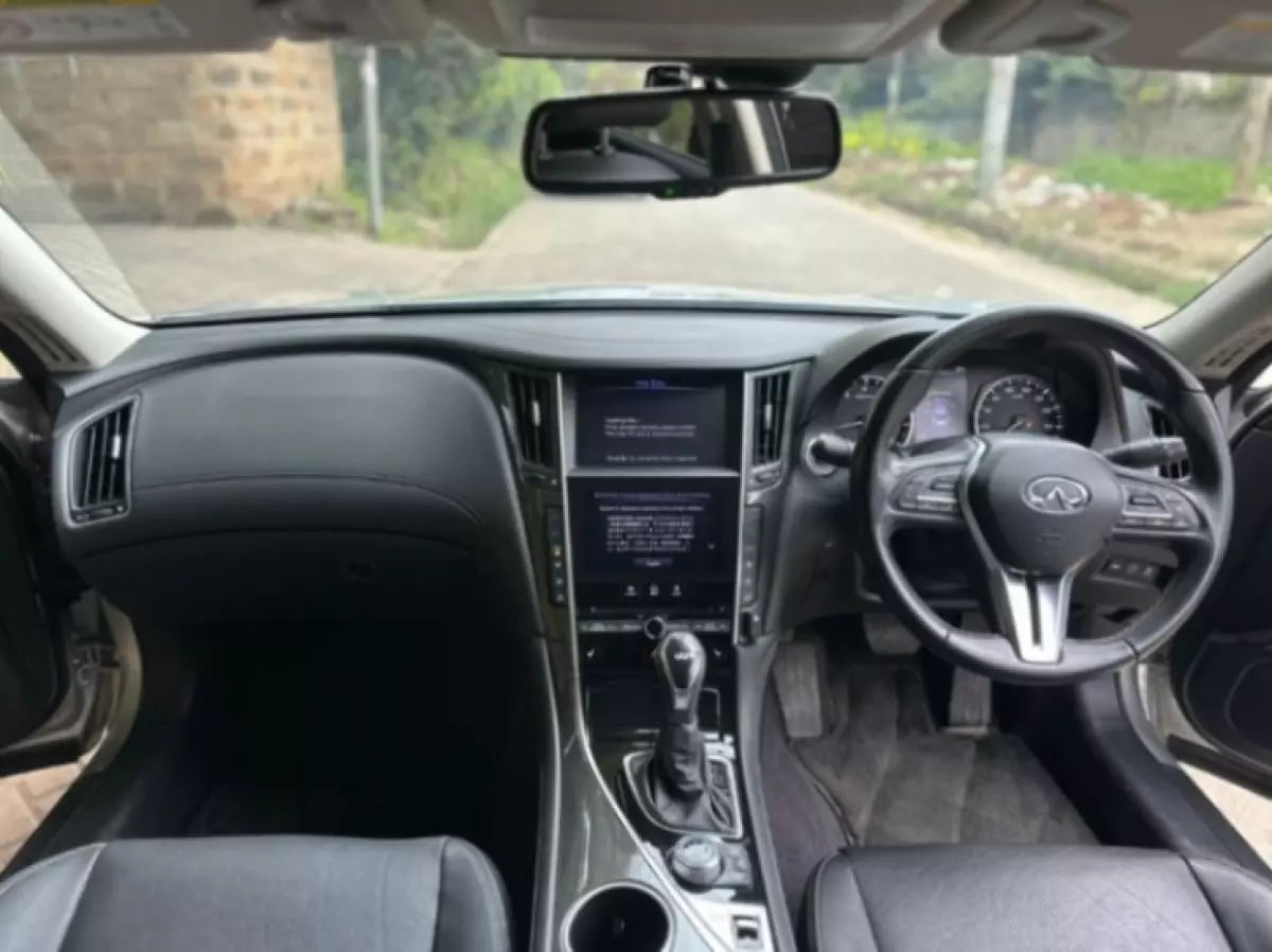 interiorFront