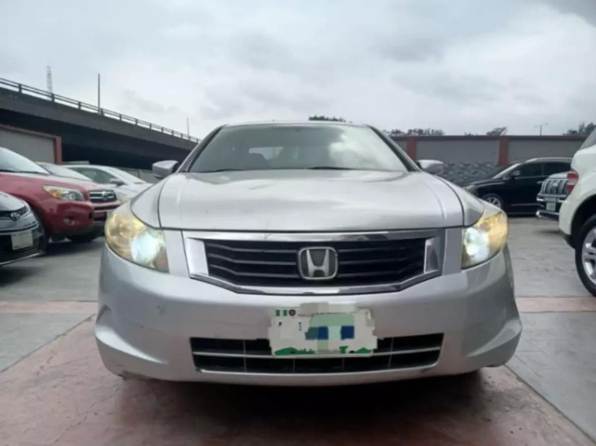 Honda Accord - 2008
