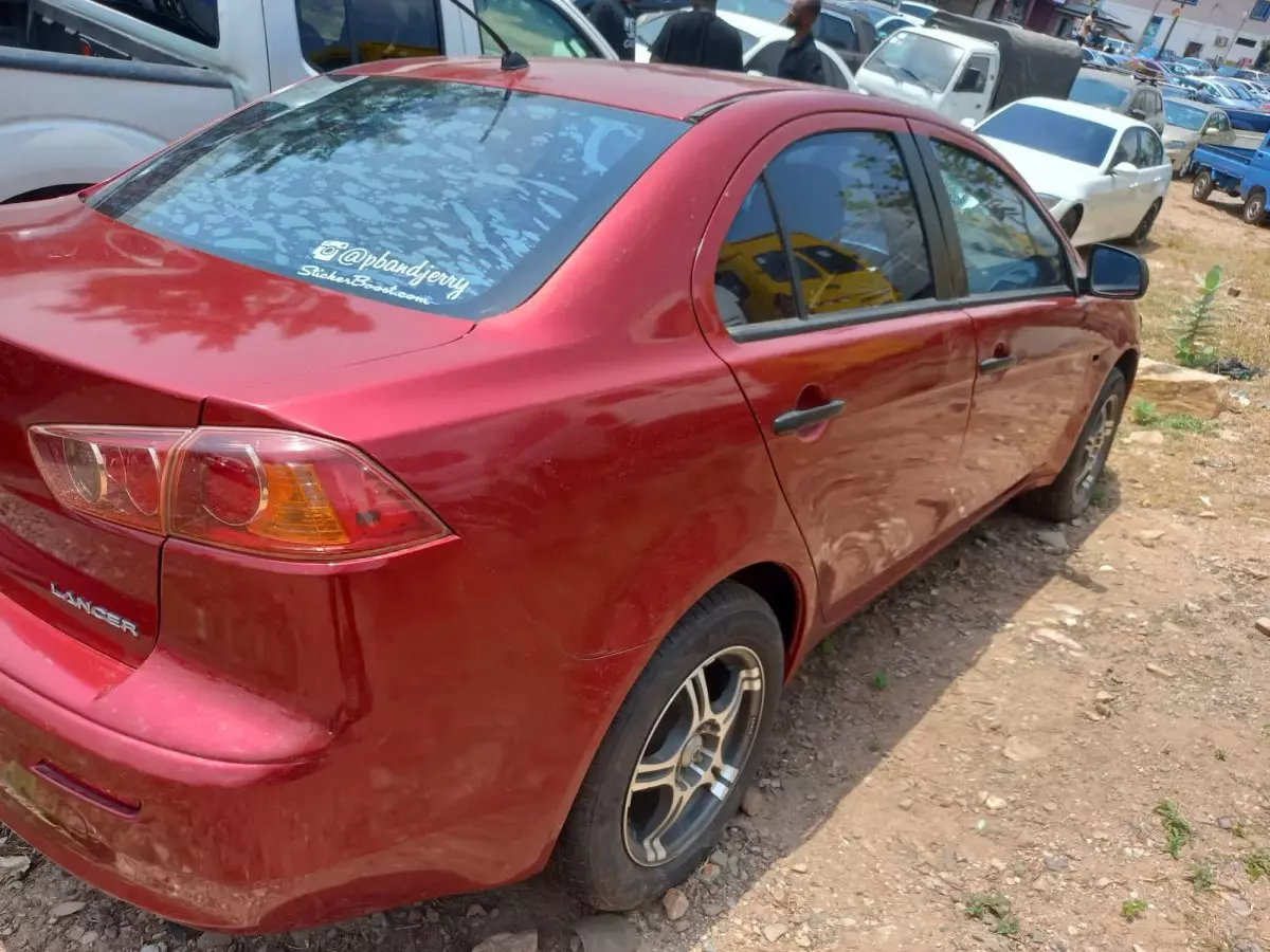 car Right Back