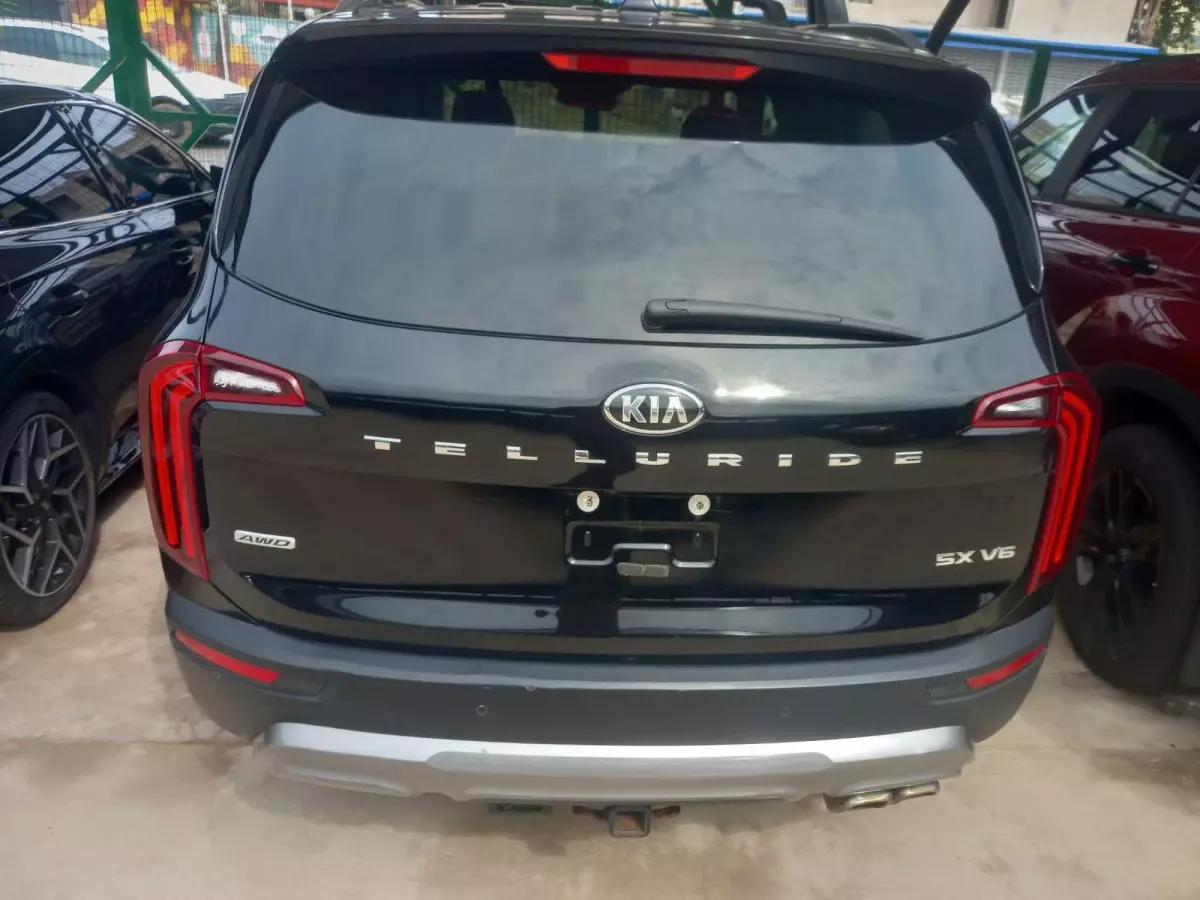 car Back
